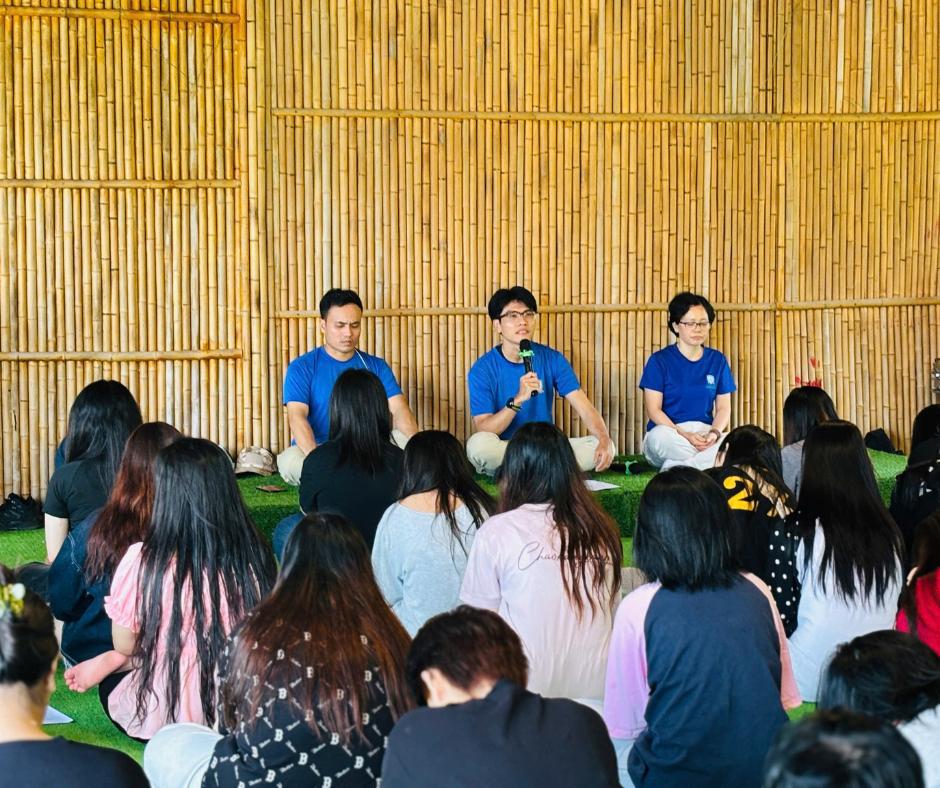 Bạn chọn rác, chọn hoa hay chọn đất mẹ? - hình 11